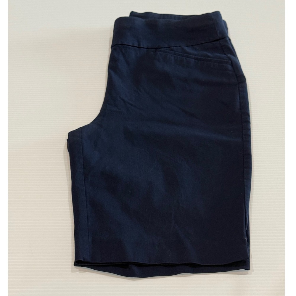 Chicos Perfect Stretch Navy Blue Pull On Shorts Womens Size 1.5 Short Pockets